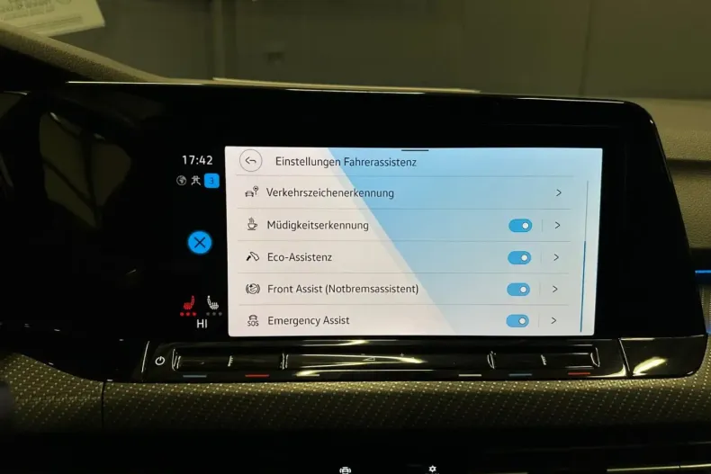 Volkswagen Golf din 2022 cu 53.000 km - oferta VOL189215 - foto 23