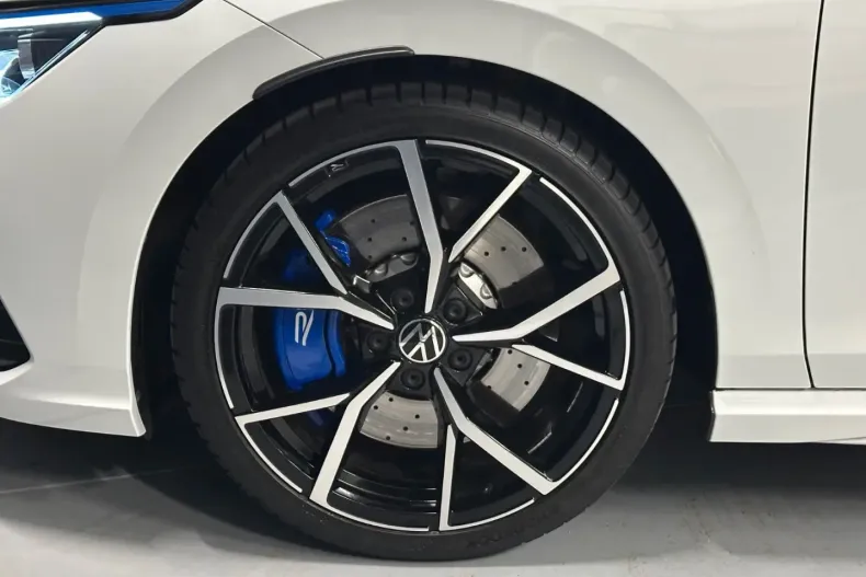 Volkswagen Golf din 2023 cu 31.000 km - oferta VOL189216 - foto 9