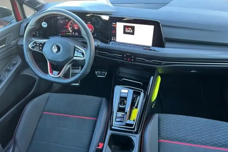 Volkswagen Golf din 2023 cu 21.568 km - oferta VOL189217 - foto 20