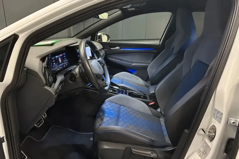 Volkswagen Golf din 2024 cu 20.000 km - oferta VOL189218 - foto 14