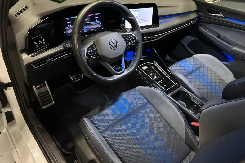 Volkswagen Golf din 2024 cu 20.000 km - oferta VOL189218 - foto 15