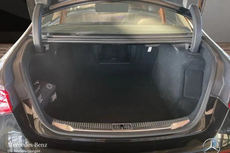 Mercedes-Benz S 580 (Clasa S) din 2025 cu 19.382 km - oferta MER189225 - foto 14