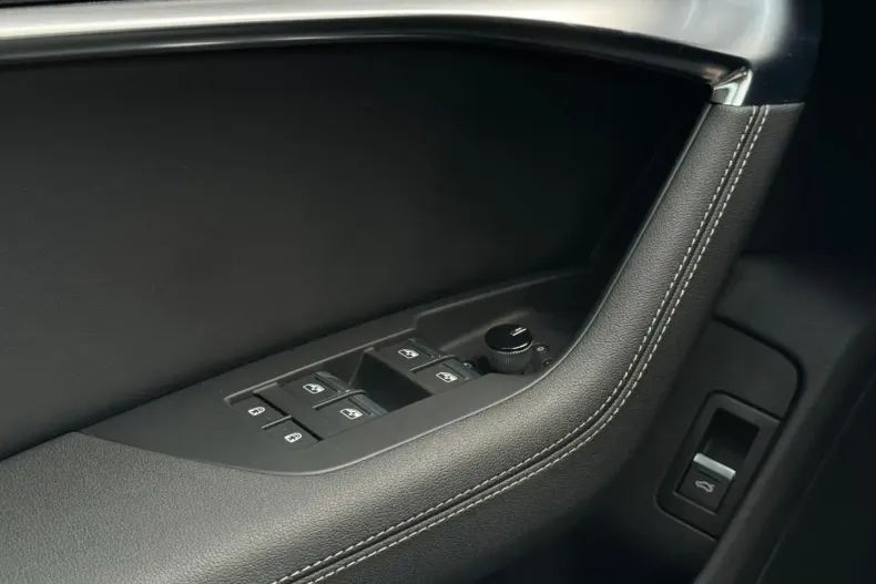 Audi A6 Allroad din 2022 cu 85.400 km - oferta AUD189234 - foto 26