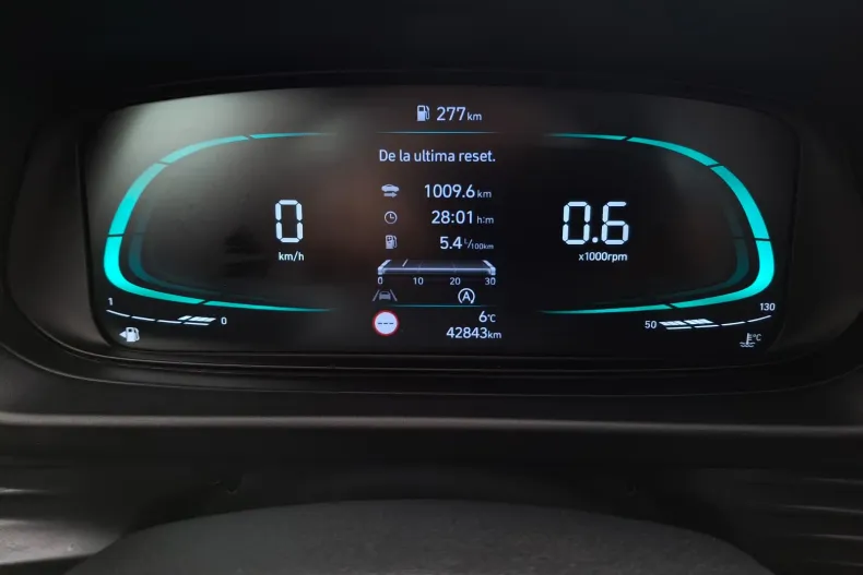 Hyundai i20 din 2024 cu 42.843 km - oferta HYU189240 - foto 10