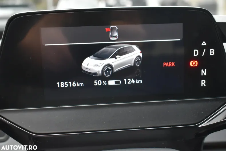 Volkswagen ID.3 din 2023 cu 18.516 km - oferta VOL189241 - foto 5