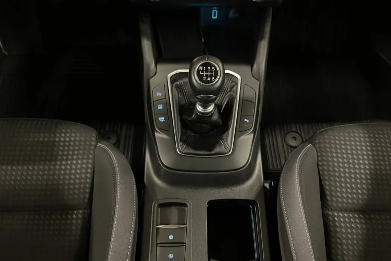 Ford Focus din 2020 cu 49.240 km - oferta FOR189242 - foto 24