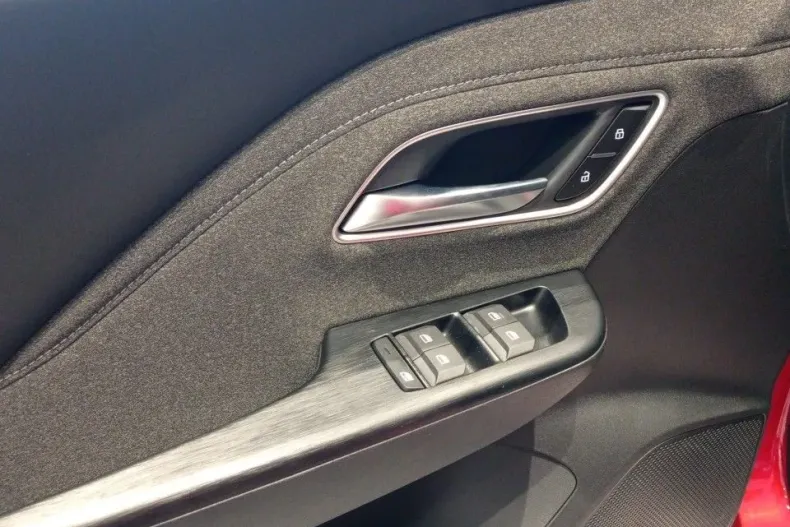 MG ZS HEV din 2025 cu 1 km - oferta MG0189254 - foto 11