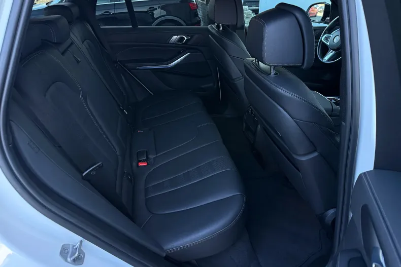 BMW X5 (Seria X) din 2020 cu 155.800 km - oferta BMW189255 - foto 38