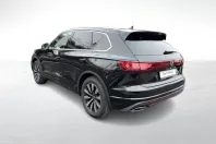 Volkswagen Touareg din 2025 cu 1.500 km - oferta VOL189267 - foto 3