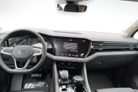 Volkswagen Touareg din 2025 cu 1.500 km - oferta VOL189267 - foto 6