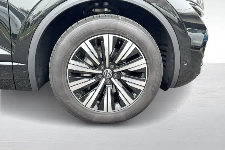 Volkswagen Touareg din 2025 cu 1.500 km - oferta VOL189267 - foto 20