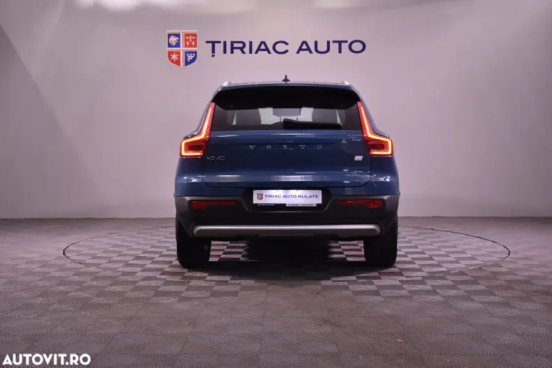Volvo XC40 din 2022 cu 29.429 km - oferta VOL189270 - foto 4
