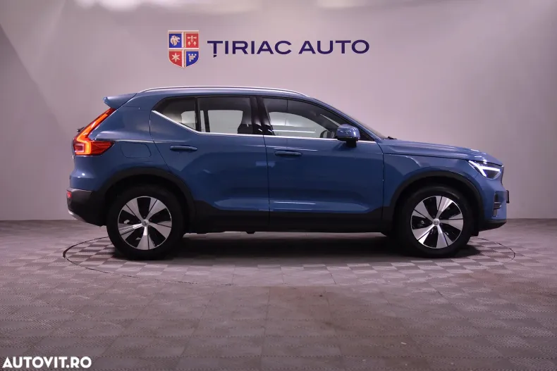 Volvo XC40 din 2022 cu 29.429 km - oferta VOL189270 - foto 6