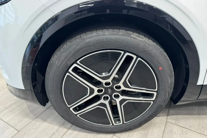 Ford Capri din 2025 cu 15 km - oferta FOR189272 - foto 11