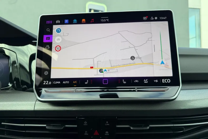 Volkswagen Golf din 2025 cu 2.052 km - oferta VOL189278 - foto 20