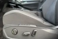 Volkswagen Golf din 2025 cu 2.052 km - oferta VOL189278 - foto 29