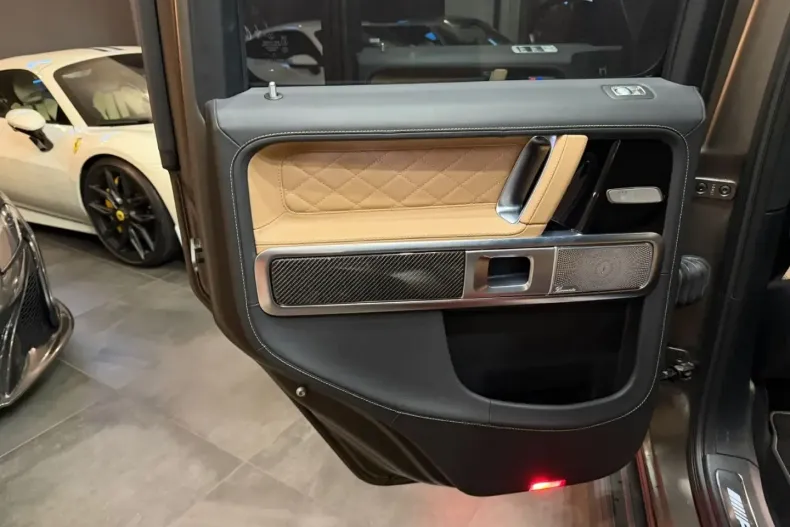 Mercedes-Benz G 63 AMG (Clasa G) din 2025 cu 7.500 km - oferta MER189280 - foto 18