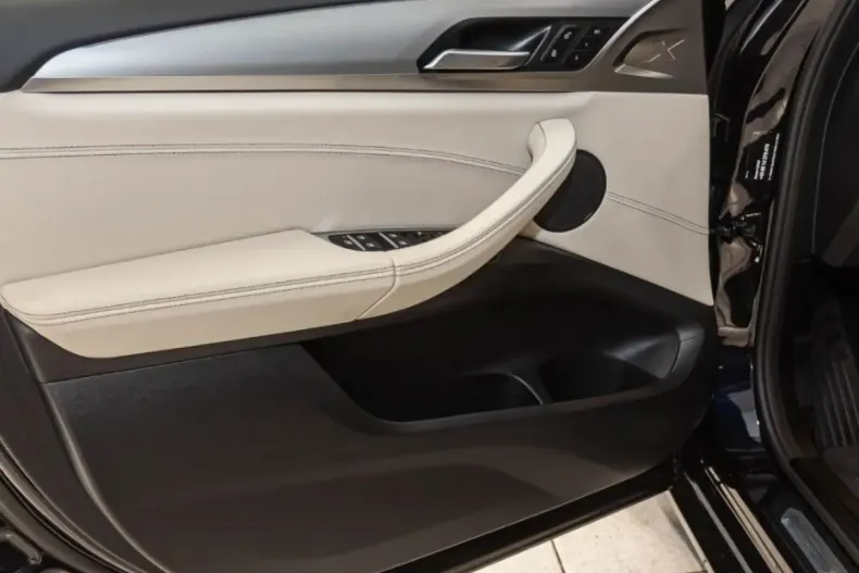 BMW X4 (Seria X) din 2024 cu 11.800 km - oferta BMW189282 - foto 7