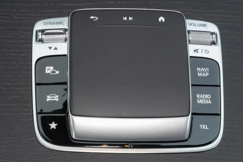 Mercedes-Benz G 63 AMG (Clasa G) din 2025 cu 6.900 km - oferta MER189285 - foto 8