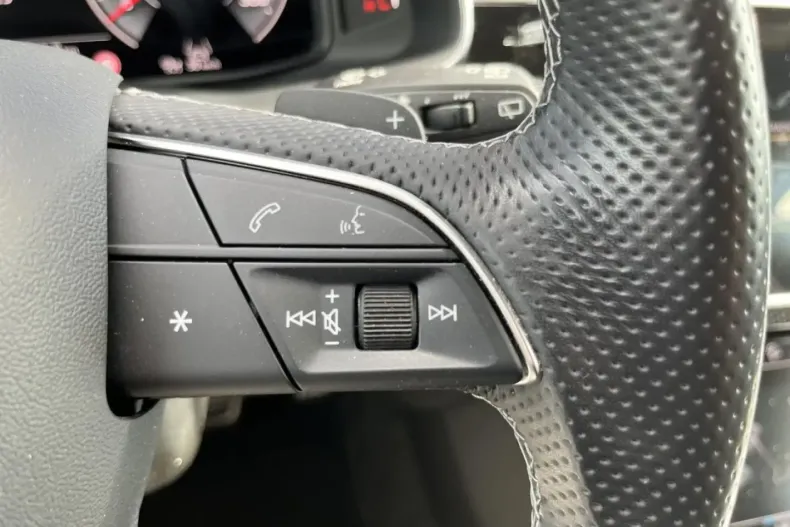 Audi SQ8 din 2022 cu 58.000 km - oferta AUD189286 - foto 13