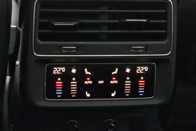 Audi SQ8 din 2023 cu 24.650 km - oferta AUD189289 - foto 22