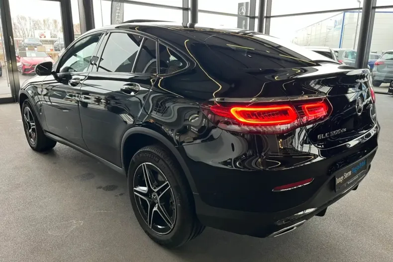 Mercedes-Benz GLC 300 (Clasa GLC) din 2024 cu 54.900 km - oferta MER189293 - foto 2