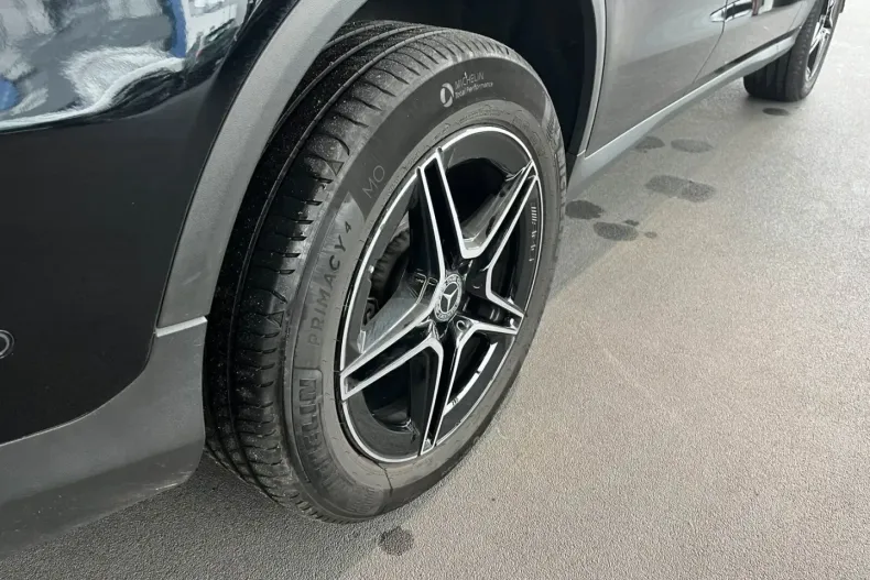 Mercedes-Benz GLC 300 (Clasa GLC) din 2024 cu 54.900 km - oferta MER189293 - foto 4