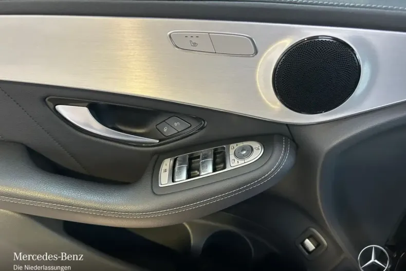 Mercedes-Benz GLC 300 (Clasa GLC) din 2021 cu 68.848 km - oferta MER189295 - foto 15