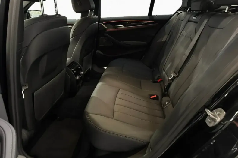 BMW 530 (Seria 5) din 2022 cu 89.235 km - oferta BMW189297 - foto 7