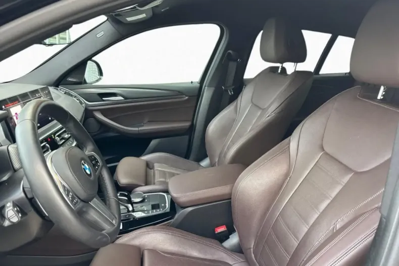 BMW X4 (Seria X) din 2025 cu 28.640 km - oferta BMW189298 - foto 6