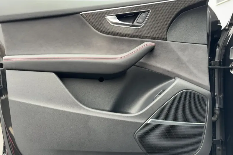 Audi SQ8 din 2023 cu 34.470 km - oferta AUD189302 - foto 13