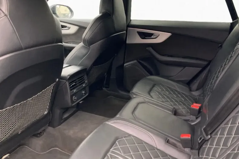 Audi SQ8 din 2022 cu 81.000 km - oferta AUD189304 - foto 10