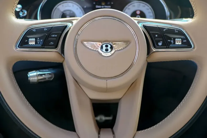 Bentley Flying Spur din 2025 cu 10.000 km - oferta BEN189305 - foto 28