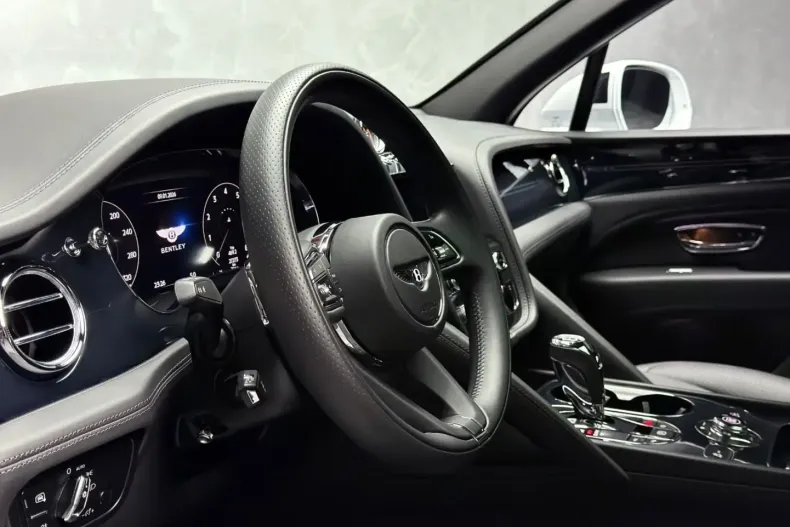 Bentley Bentayga din 2024 cu 27.273 km - oferta BEN189309 - foto 2