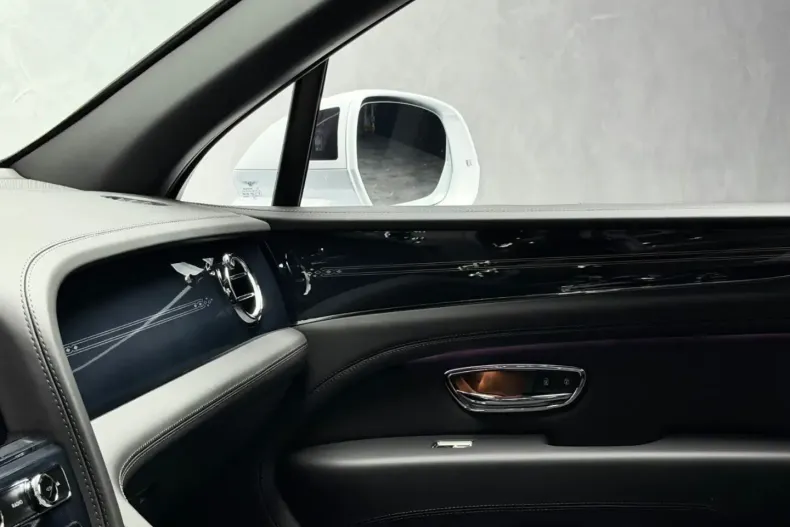 Bentley Bentayga din 2024 cu 27.273 km - oferta BEN189309 - foto 33