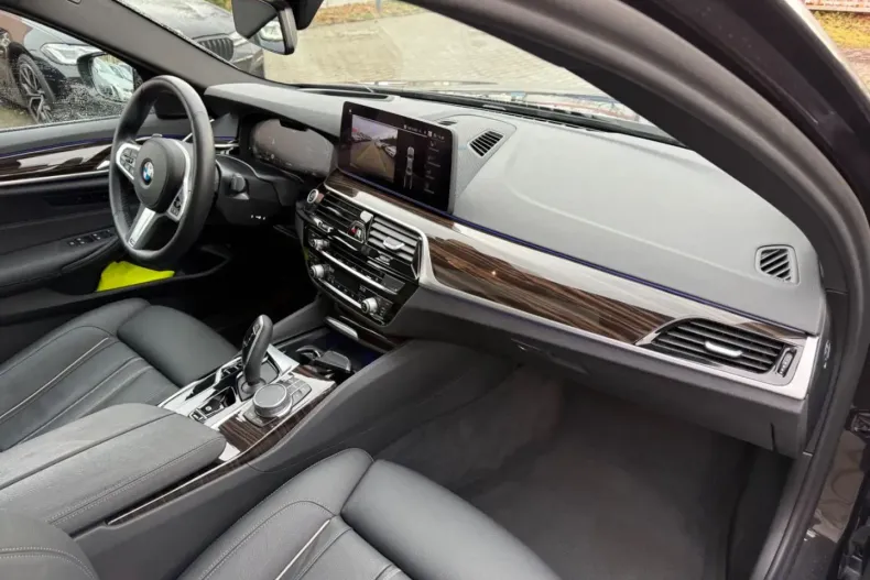 BMW 530 (Seria 5) din 2022 cu 71.000 km - oferta BMW189310 - foto 13