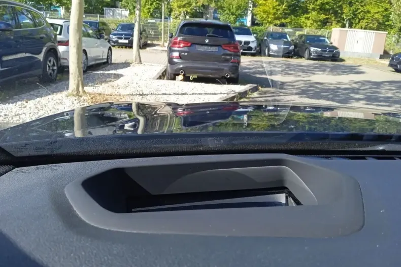 BMW 530 (Seria 5) din 2022 cu 83.208 km - oferta BMW189313 - foto 17