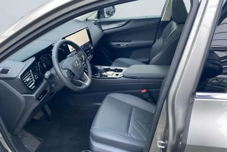 Lexus NX 350h din 2024 cu 10.693 km - oferta LEX189314 - foto 6