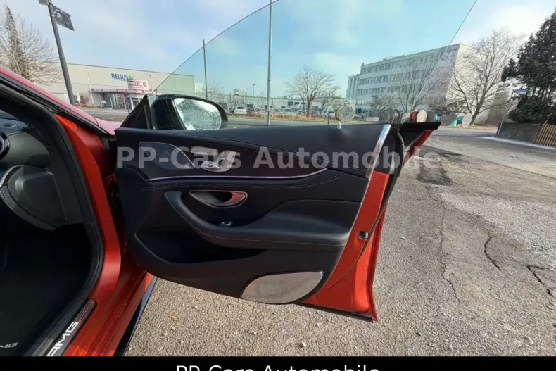 Mercedes-Benz AMG GT (Clasa GT) din 2023 cu 38.230 km - oferta MER189319 - foto 13