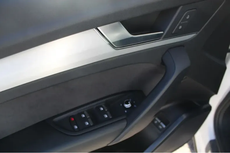 Audi Q5 din 2022 cu 56.000 km - oferta AUD189328 - foto 24