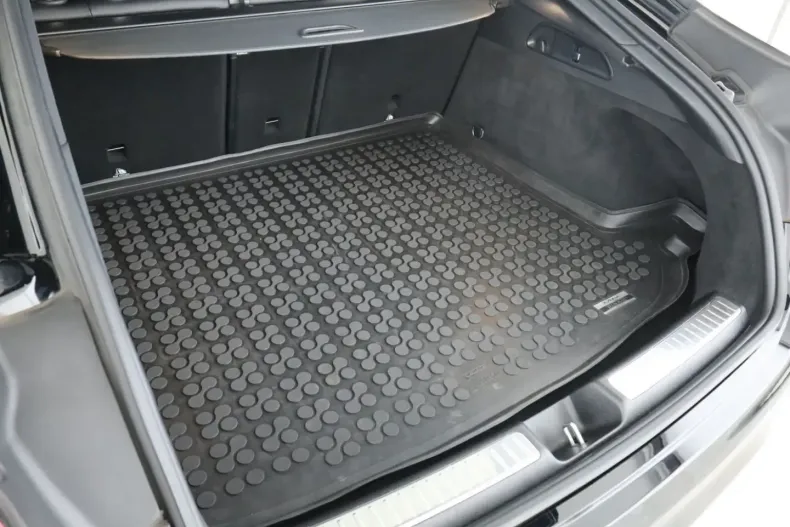 Mercedes-Benz GLC 300 (Clasa GLC) din 2022 cu 87.089 km - oferta MER189333 - foto 21