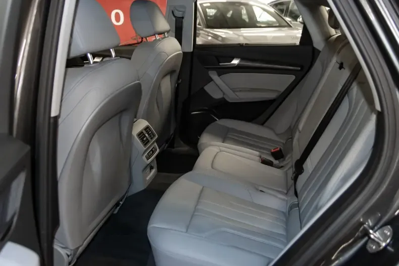 Audi Q5 din 2022 cu 61.158 km - oferta AUD189339 - foto 10