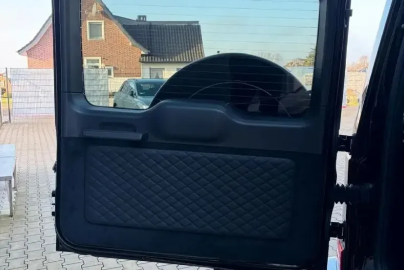 Mercedes-Benz G 450 (Clasa G) din 2025 cu 18.999 km - oferta MER189347 - foto 5