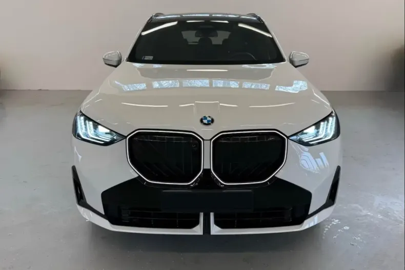 BMW X3 (Seria X) din 2025 cu 9.200 km - oferta BMW189348 - foto 2