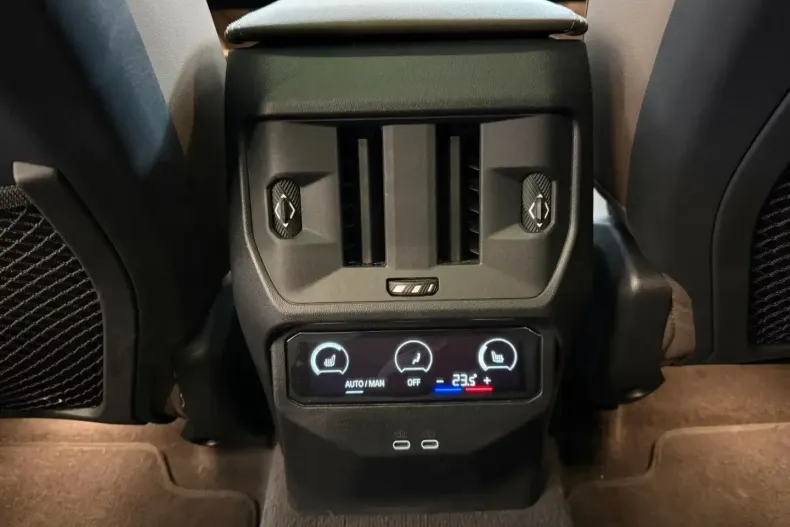 BMW X3 (Seria X) din 2025 cu 9.200 km - oferta BMW189348 - foto 18