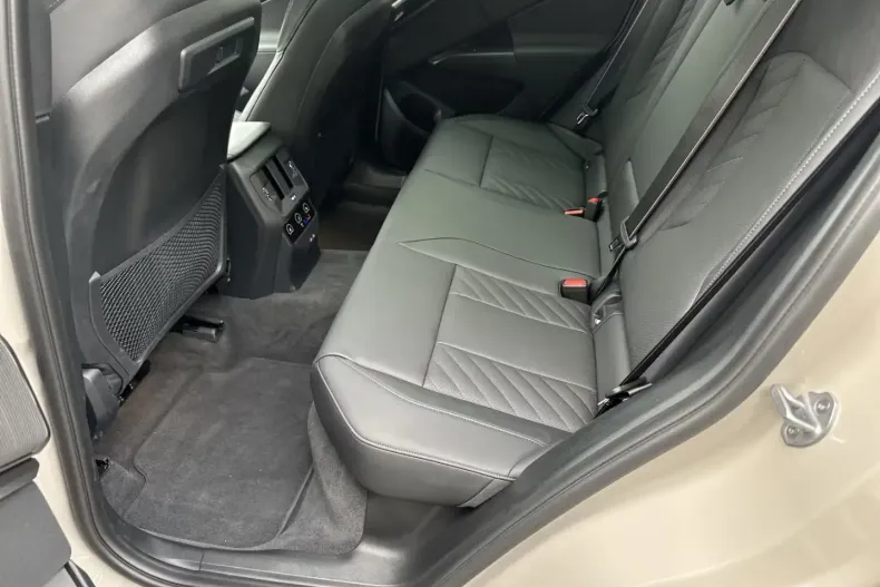 BMW X3 (Seria X) din 2025 cu 14.400 km - oferta BMW189351 - foto 11