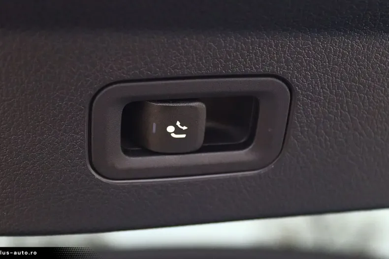 Mercedes-Benz GLE 450 (Clasa GLE) din 2023 cu 35.758 km - oferta MER189352 - foto 21