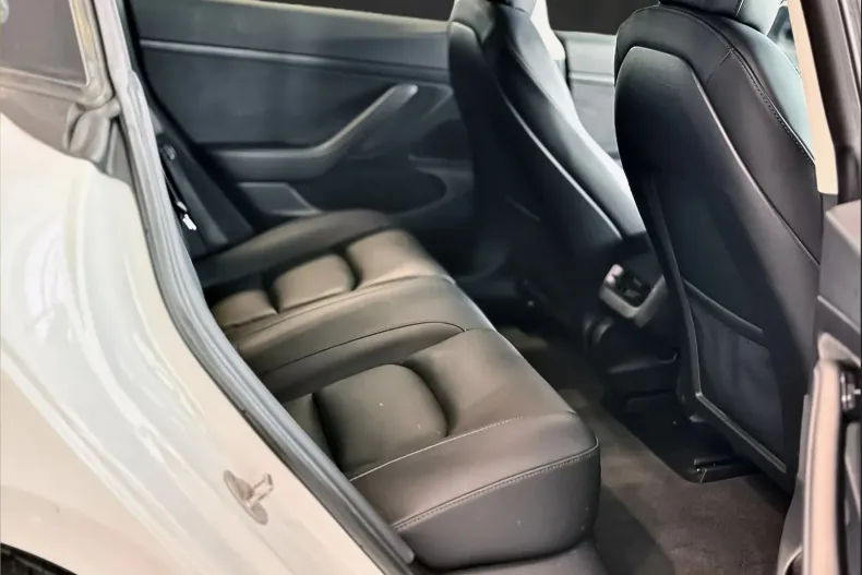 Tesla Model 3 din 2020 cu 138.700 km - oferta TES189416 - foto 15