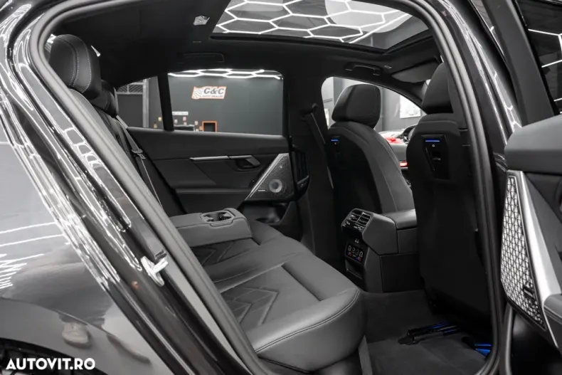 BMW Seria 5 din 2024 cu 20.000 km - oferta BMW189535 - foto 16