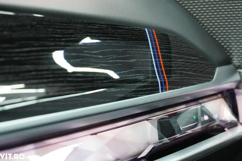 BMW Seria 7 din 2024 cu 29.660 km - oferta BMW189557 - foto 16